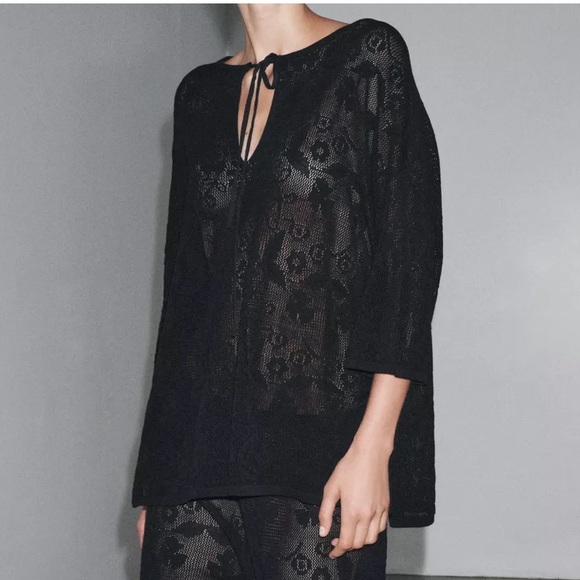 Zara Tops - Zara NWT black oversized textured knit tunic top floral embroidery - coverup